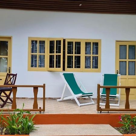 Chez Lester Baie Sainte Anne Exterior foto