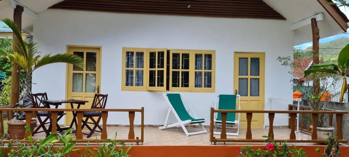 Chez Lester Baie Sainte Anne Exterior foto